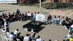 Köy okulunda bilim şöleni